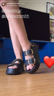 Evi Daelli feet photo 20