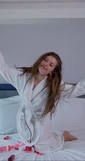 Evi Daelli feet photo 20
