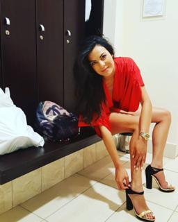 Evi Vatidou feet photo 2