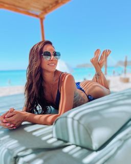 Evridiki Valavani feet photo thumbnail