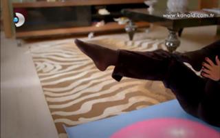 Evrim Solmaz feet photo 8
