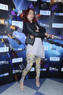 Ewa Farna feet photo thumbnail