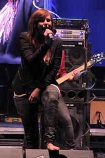 Ewa Farna feet photo thumbnail