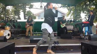 Ewa Farna feet photo thumbnail