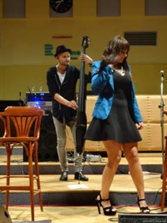 Ewa Farna feet photo thumbnail