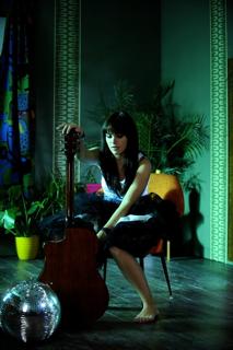 Ewa Farna feet photo thumbnail