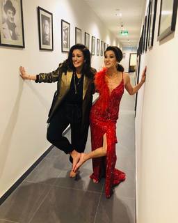 Ewa Farna feet photo thumbnail