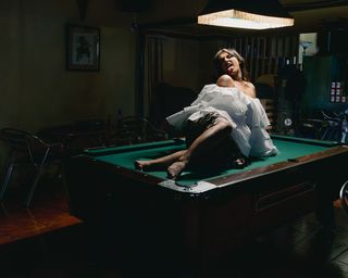 Ewa Farna feet photo thumbnail