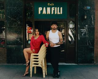 Ewa Farna feet photo thumbnail