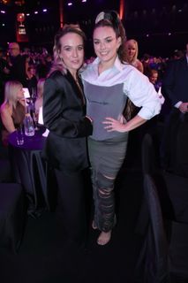 Ewa Farna feet photo thumbnail