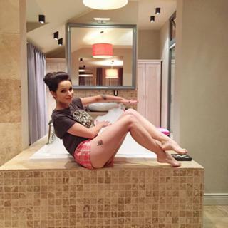 Ewelina Lisowska feet photo 8