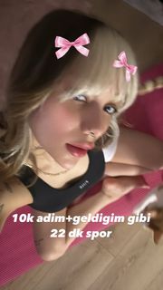 Eylül Adigüzel feet photo 11