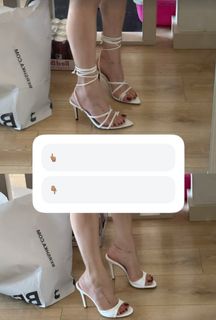 Eylül Adigüzel feet photo 8