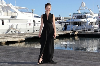 Ezgi Asaroglu feet photo 6