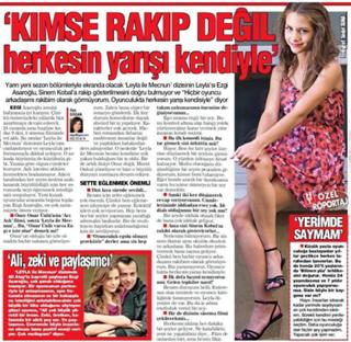 Ezgi Asaroglu feet photo 7