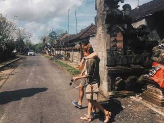 Ezgi Eyüboglu feet photo thumbnail