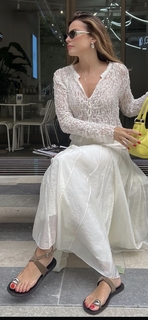 Ezgi Eyüboglu feet photo thumbnail