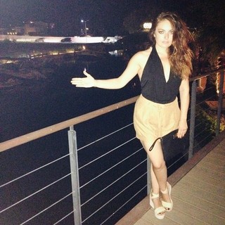 Ezgi Mola feet photo 16