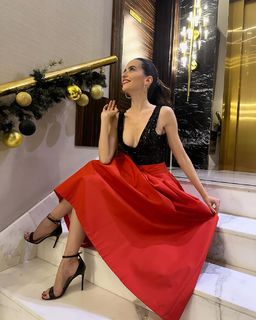 Ezgi Senler feet photo 1