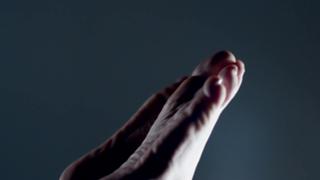 FKA twigs feet photo thumbnail