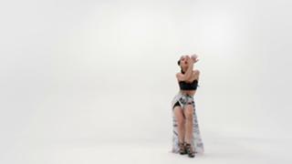 FKA twigs feet photo thumbnail