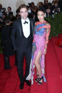 FKA twigs feet photo thumbnail