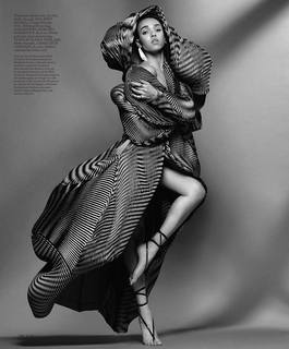 FKA twigs feet photo thumbnail