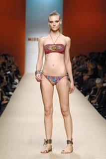 Fabiana Semprebom feet photo 2