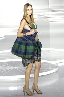 Fabiana Semprebom feet photo 14