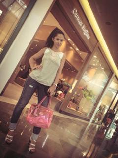 Fabienne Carat feet photo thumbnail