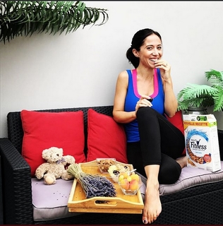 Fabienne Carat feet photo thumbnail