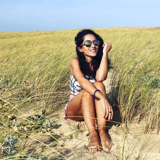 Fabienne Carat feet photo thumbnail