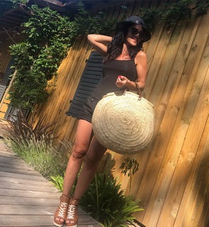 Fabienne Carat feet photo thumbnail