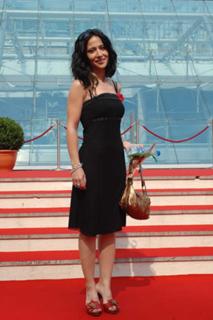 Fabienne Carat feet photo thumbnail