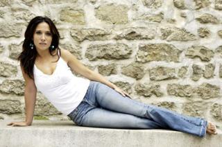 Fabienne Carat feet photo thumbnail