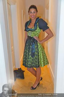 Fabienne Nadarajah feet photo 16
