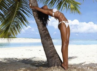 Fabienne Nadarajah feet photo 9