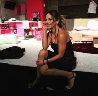 Fabiola Campomanes feet photo 16