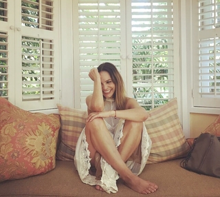 Fabiola Campomanes feet photo 5