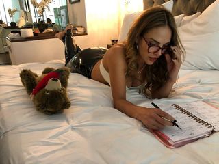 Fabiola Campomanes feet photo 4