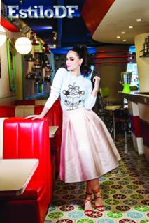 Fabiola Guajardo feet photo thumbnail