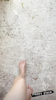 Fabiola Guajardo feet photo thumbnail