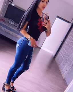 Fabiola Martinez feet photo 3