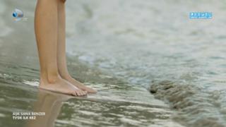 Fahriye Evcen Özçivit feet photo thumbnail