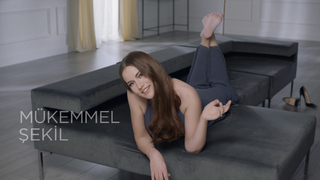 Fahriye Evcen Özçivit feet photo thumbnail