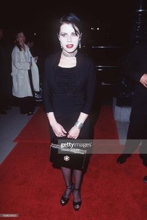 Fairuza Balk feet photo thumbnail