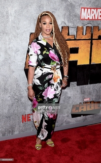 Faith Evans feet photo 11