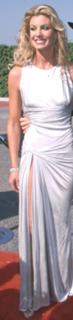 Faith Hill feet photo thumbnail