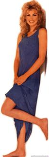 Faith Hill feet photo thumbnail