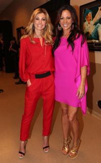 Faith Hill feet photo thumbnail